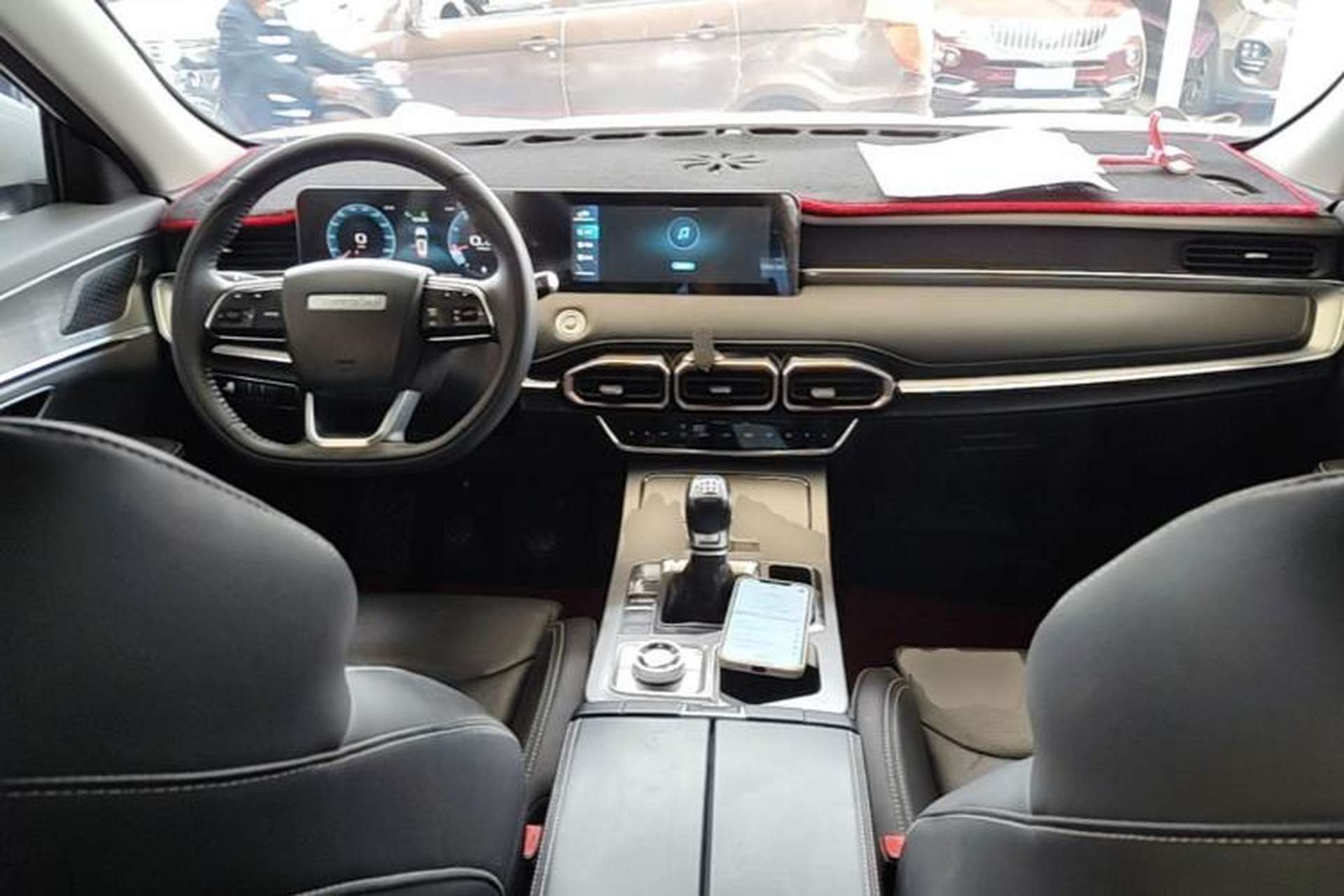 Used JETOUR X70 PLUS 2021 1.5T Manual Lin 5-Seater Center Console