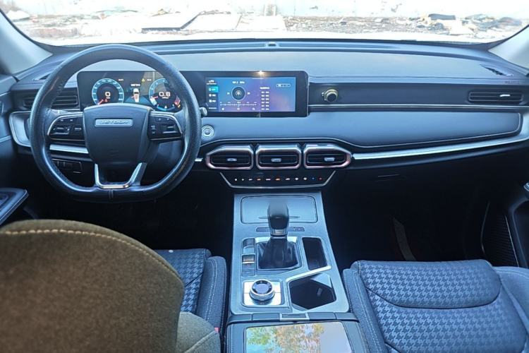 Used JETOUR X70 PLUS 2021 1.5T Manual Wind 5-Seater Center Console