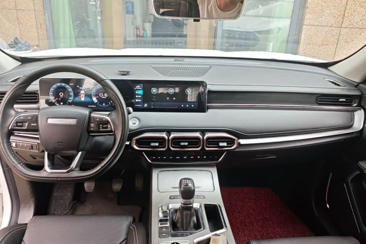 Used JETOUR X70 PLUS 2021 1.5T Manual Lin 5-Seater Center Console