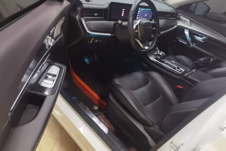 Used JETOUR X70 PLUS 2021 Zhuge 1.6T DCT Wuhou 5-Seater Driver Seat