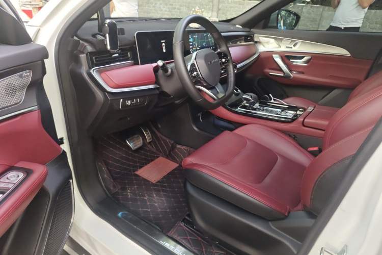 Used JETOUR X70 PLUS 2021 1.6T DCT Pro 7-seater Driver Seat