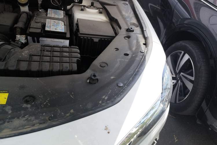 Used JETOUR X70 PLUS 2021 Zhuge 1.6T DCT Wuhou 5-Seater Engine Bay Left