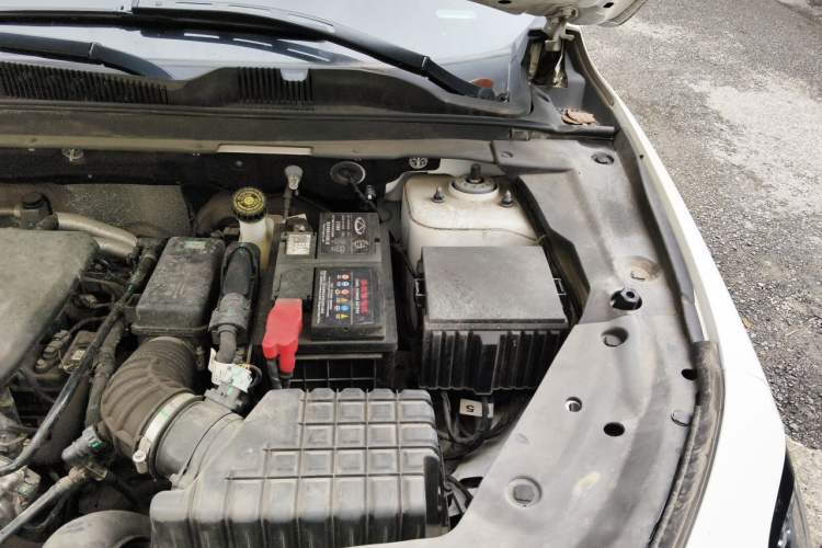 Used JETOUR X70 PLUS 2021 Zhuge 1.6T DCT Kongming 5-Seater Engine Bay Left