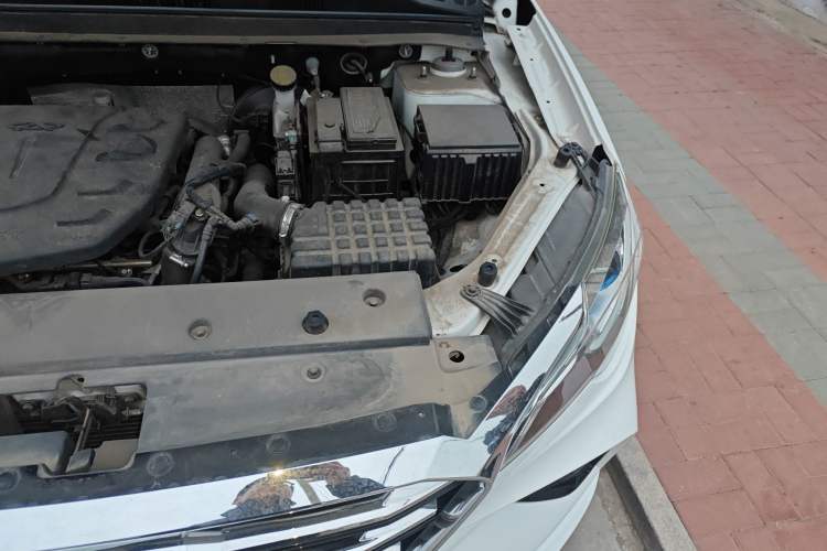 Used JETOUR X70 PLUS 2021 1.5T DCT Fire 7-Seater Engine Bay Left