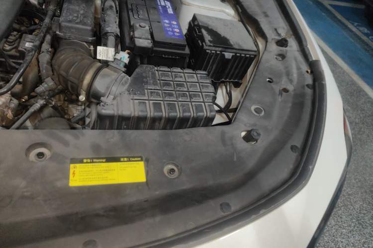 Used JETOUR X70 PLUS 2021 1.6T DCT Tian 7-seater Engine Bay Left