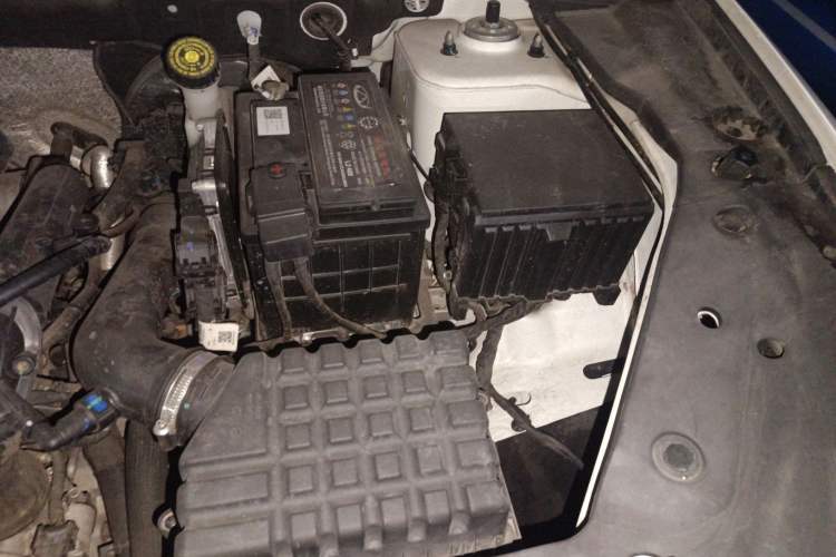 Used JETOUR X70 PLUS 2021 1.5T Manual Lin 5-Seater Engine Bay Left
