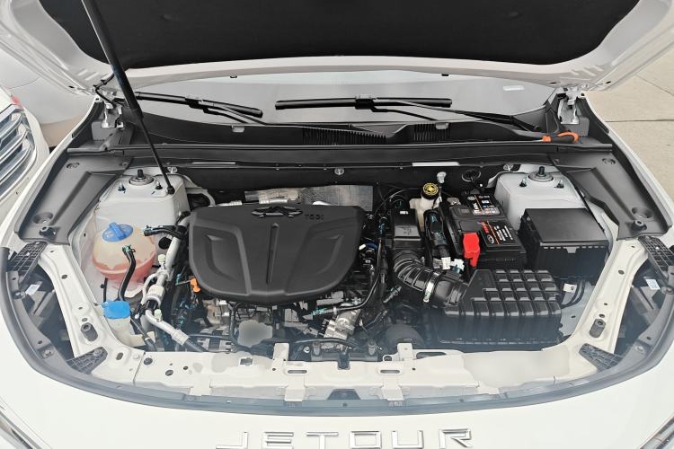 Used JETOUR X70 PLUS 2021 1.6T DCT Star 7-Seater Engine Bay