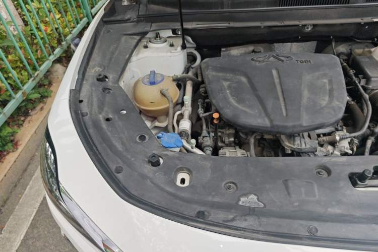 Used JETOUR X70 PLUS 2021 1.6T DCT Pro 7-seater Engine Bay Right