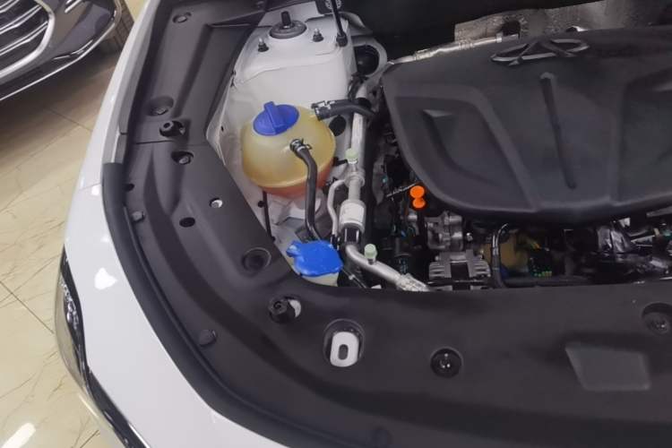 Used JETOUR X70 PLUS 2021 Zhuge 1.6T DCT Wuhou 5-Seater Engine Bay Right