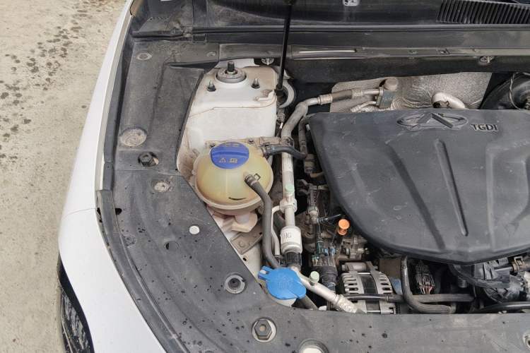 Used JETOUR X70 PLUS 2021 1.6T DCT Star 7-Seater Engine Bay Right