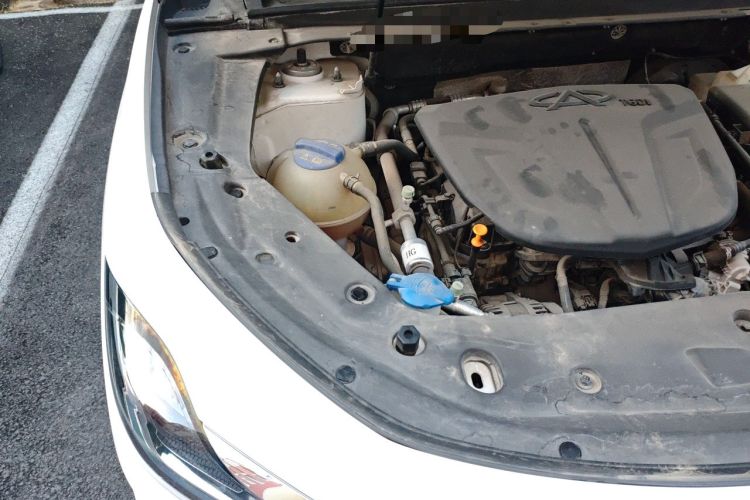 Used JETOUR X70 PLUS 2021 1.6T DCT Star 7-Seater Engine Bay Right