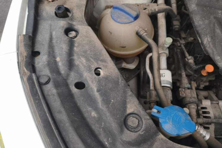 Used JETOUR X70 PLUS 2021 1.6T DCT Star 7-Seater Engine Bay Right