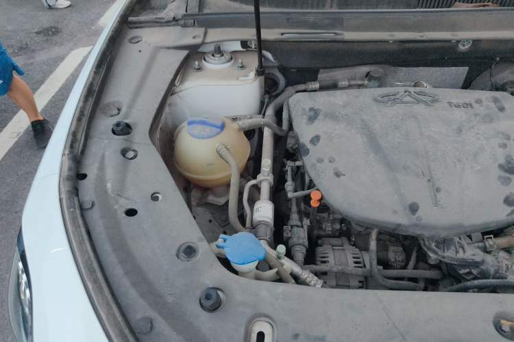 Used JETOUR X70 PLUS 2021 1.6T DCT Pro 7-seater Engine Bay Right