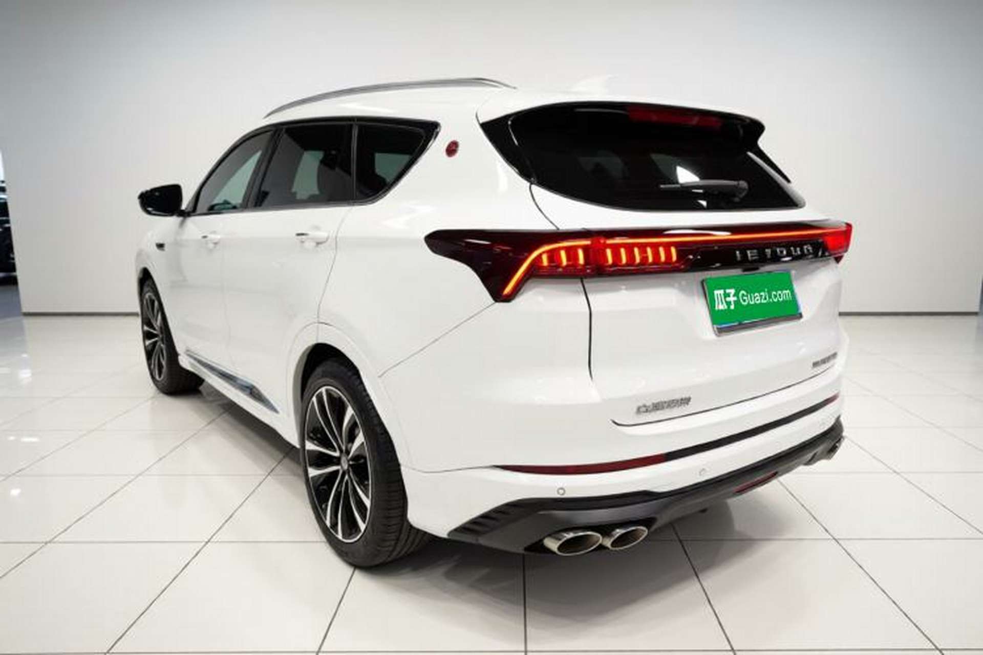 Used JETOUR X70 PLUS 2021 1.6T DCT Pro+ 7-Seater Exterior 2
