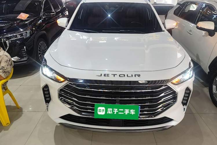 Used JETOUR X70 PLUS 2021 1.6T DCT Pro 7-seater Front