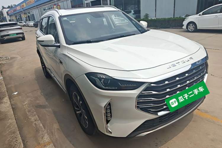 Used JETOUR X70 PLUS 2021 1.5T Manual Lin 5-Seater Front Right 45 Deg