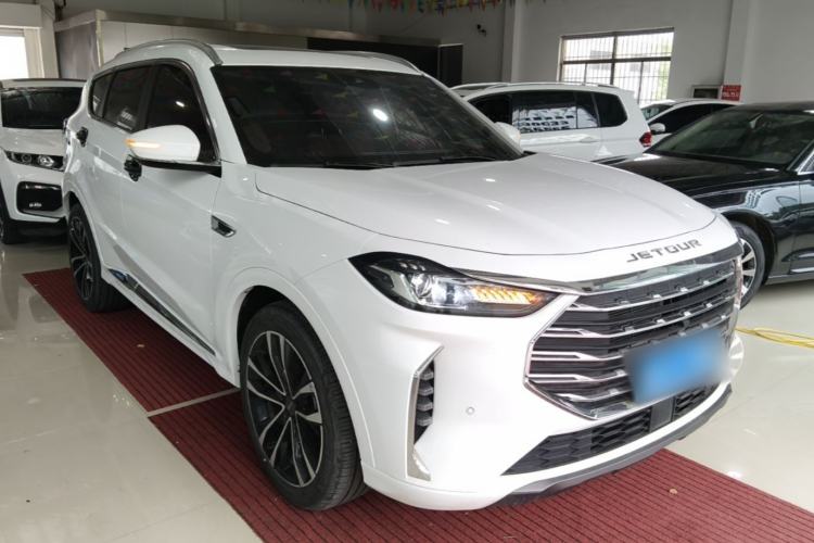 Used JETOUR X70 PLUS 2021 1.6T DCT Pro+ 7-Seater Front Right 45 Deg