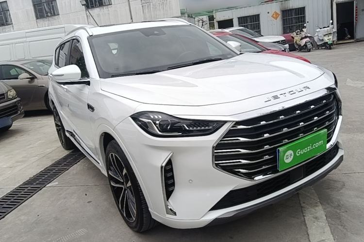 Used JETOUR X70 PLUS 2021 1.6T DCT Pro+ 7-Seater Front Right 45 Deg
