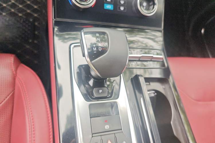 Used JETOUR X70 PLUS 2021 1.6T DCT Pro 7-seater Gear Lever