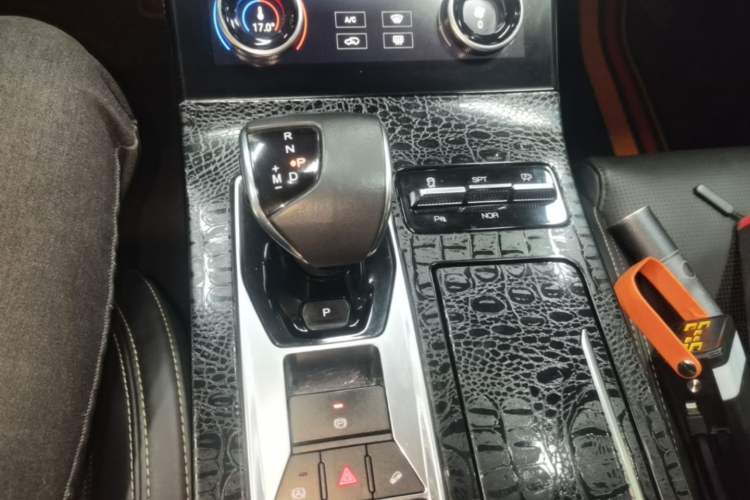 Used JETOUR X70 PLUS 2021 Zhuge 1.6T DCT Wuhou 5-Seater Gear Lever