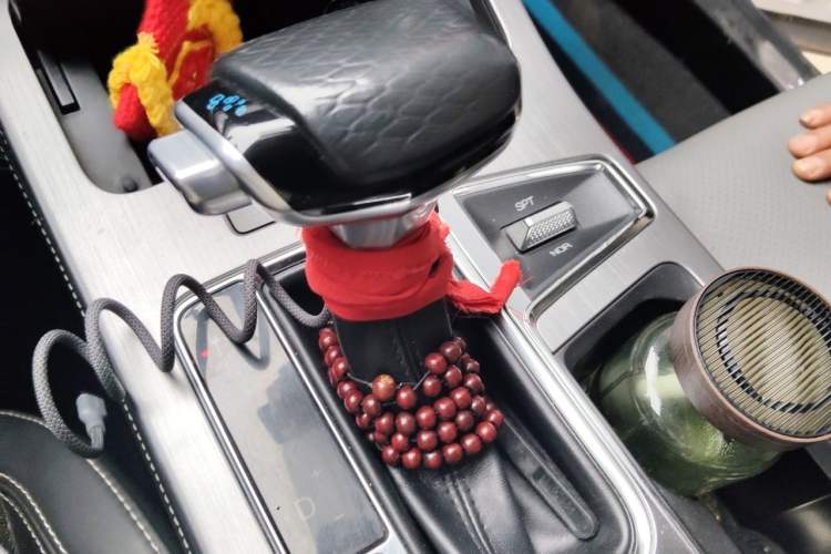 Used JETOUR X70 PLUS 2021 1.6T DCT Star 7-Seater Gear Lever