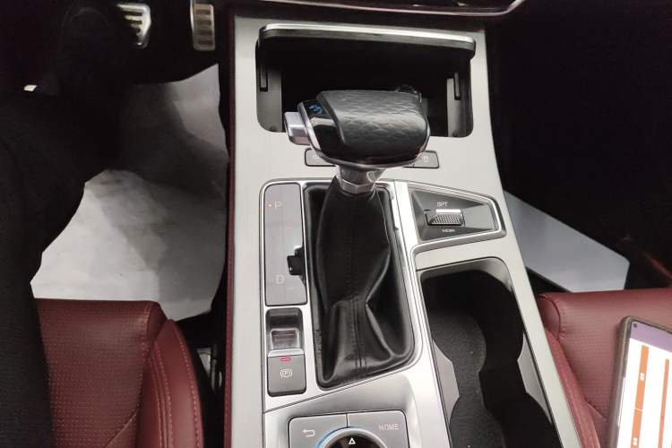 Used JETOUR X70 PLUS 2021 1.6T DCT Star 7-Seater Gear Lever