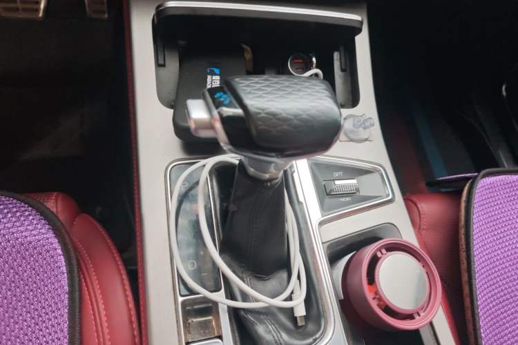 Used JETOUR X70 PLUS 2021 1.6T DCT Chen 7-seater Gear Lever