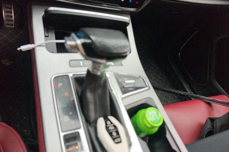 Used JETOUR X70 PLUS 2021 1.6T DCT Star 7-Seater Gear Lever