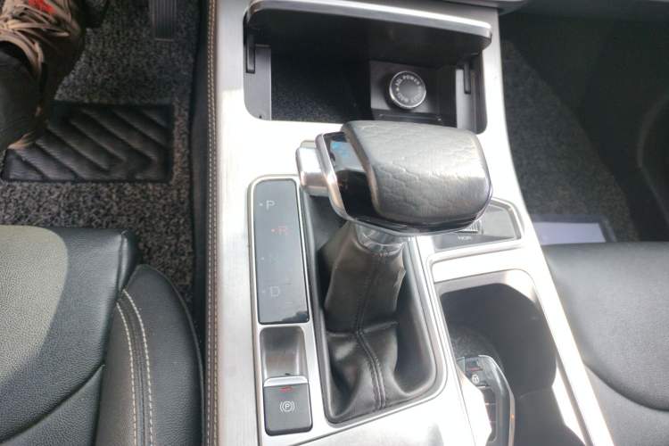Used JETOUR X70 PLUS 2021 1.6T DCT Chen 7-seater Gear Lever