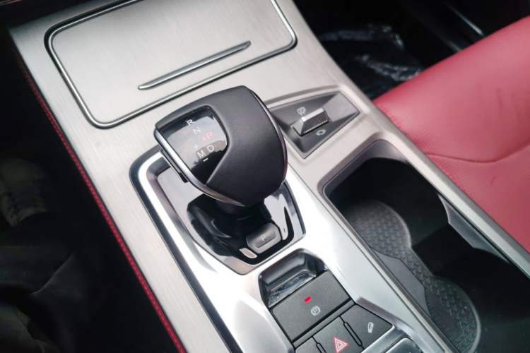 Used JETOUR X70 PLUS 2021 Facelift 1.5T DCT ShanPRO 7-Seater Gear Lever
