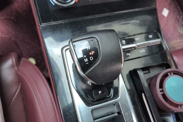 Used JETOUR X70 PLUS 2021 1.6T DCT Pro 7-seater Gear Lever