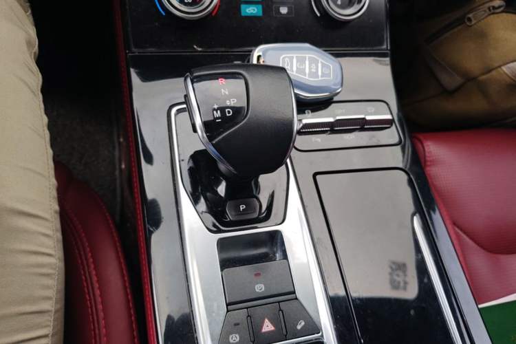 Used JETOUR X70 PLUS 2021 1.6T DCT Base 5-Seater Gear Lever
