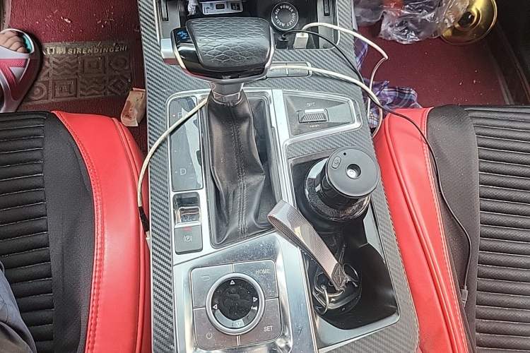 Used JETOUR X70 PLUS 2021 1.6T DCT Star 5-Seater Gear Lever