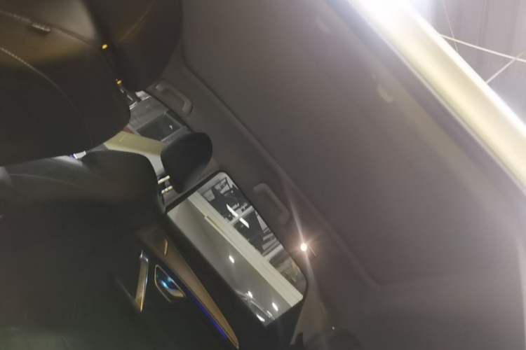 Used JETOUR X70 PLUS 2021 Zhuge 1.6T DCT Wuhou 5-Seater Headliner
