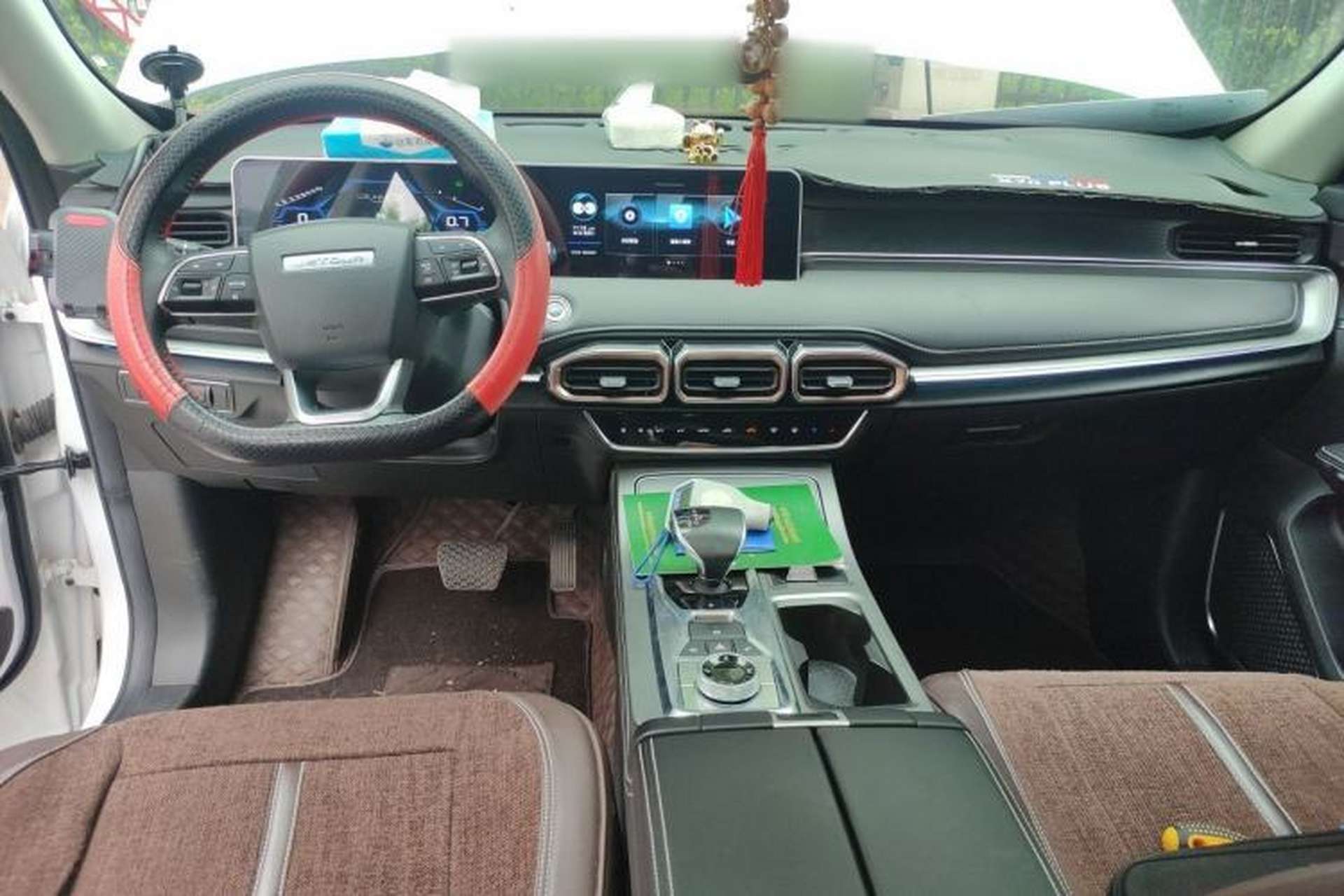 Used JETOUR X70 PLUS 2021 Facelift 1.5T DCT ShanPRO 7-Seater Interior 2