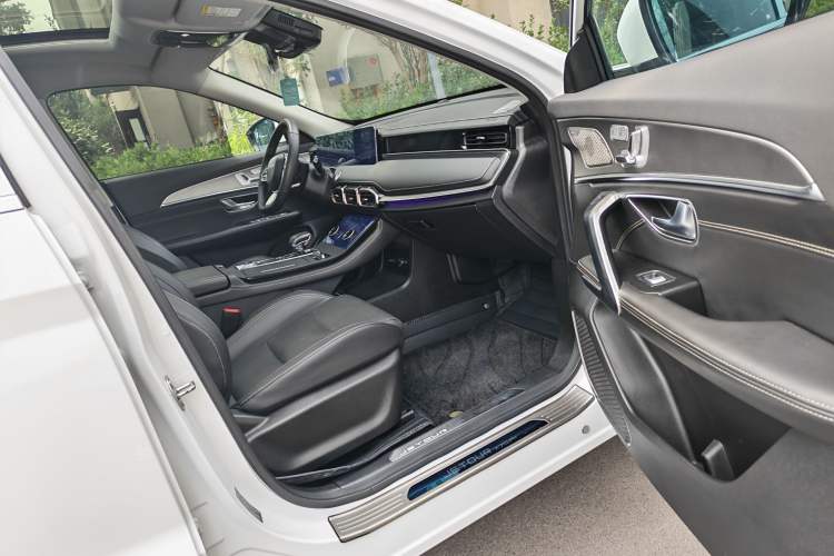 Used JETOUR X70 PLUS 2021 1.6T DCT Pro 5-Seater Interior 7
