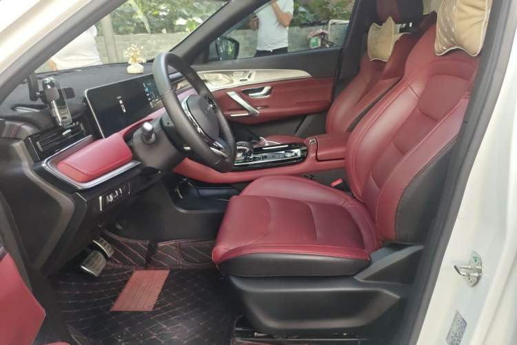 Used JETOUR X70 PLUS 2021 1.6T DCT Pro 7-seater Left Front Seat