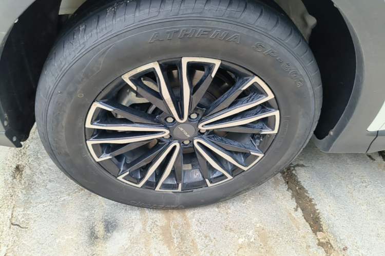 Used JETOUR X70 PLUS 2021 Revised Version 1.5T DCT ShanPRO 5-Seater Left Front Wheel Hub
