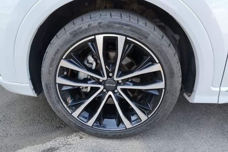 Used JETOUR X70 PLUS 2021 1.6T DCT Pro 7-seater Left Front Wheel Hub