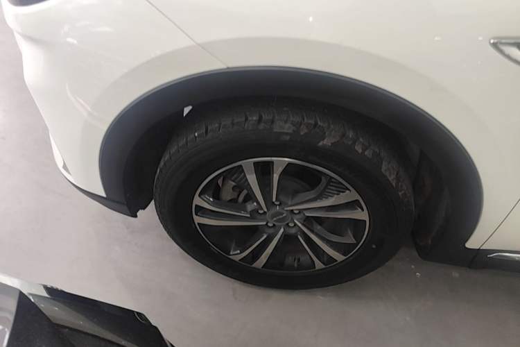 Used JETOUR X70 PLUS 2021 1.5T DCT Mountain 5-Seater Left Front Wheel Hub