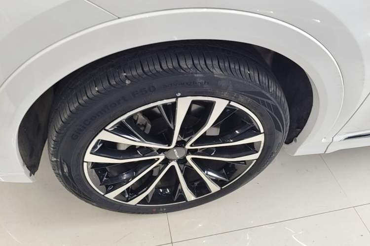 Used JETOUR X70 PLUS 2021 1.6T DCT Pro+ 7-Seater Left Front Wheel Hub