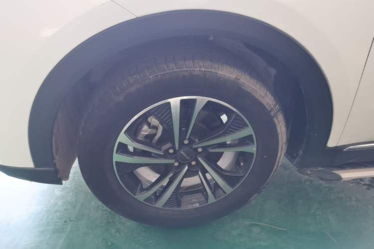 Used JETOUR X70 PLUS 2021 1.5T DCT Mountain 5-Seater Left Front Wheel Hub