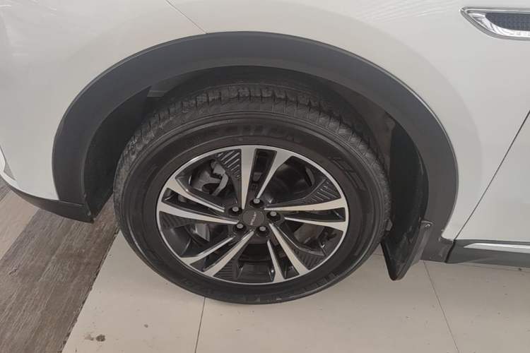 Used JETOUR X70 PLUS 2021 1.5T DCT Mountain 7-Seater Left Front Wheel Hub