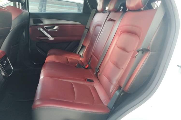 Used JETOUR X70 PLUS 2021 Revised Version 1.5T DCT ShanPRO 5-Seater Left Rear Seat