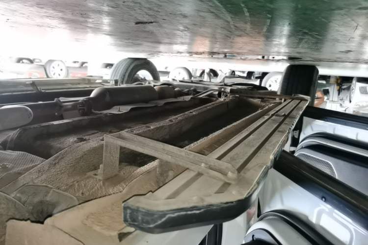 Used JETOUR X70 PLUS 2021 1.5T DCT Mountain 5-Seater Left Side Sill