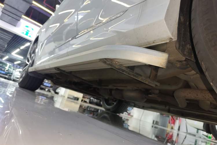 Used JETOUR X70 PLUS 2021 1.6T DCT Base 5-Seater Left Side Sill