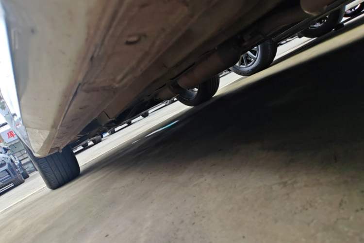 Used JETOUR X70 PLUS 2021 1.6T DCT Pro 5-Seater Left Side Sill