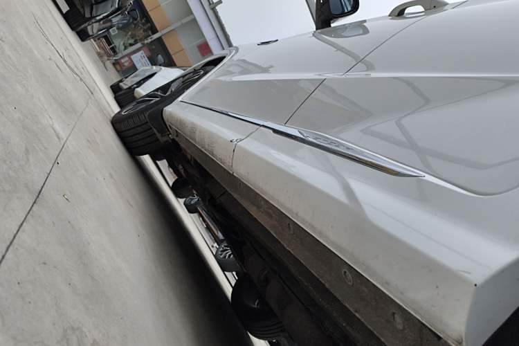 Used JETOUR X70 PLUS 2021 1.6T DCT Pro 5-Seater Left Side Sill