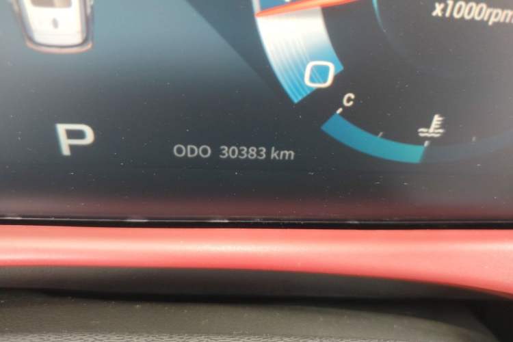 Used JETOUR X70 PLUS 2021 1.6T DCT Star 7-Seater Odometer Close Up