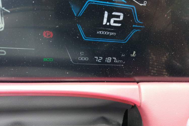 Used JETOUR X70 PLUS 2021 Facelift 1.5T DCT ShanPRO 7-Seater Odometer Close Up